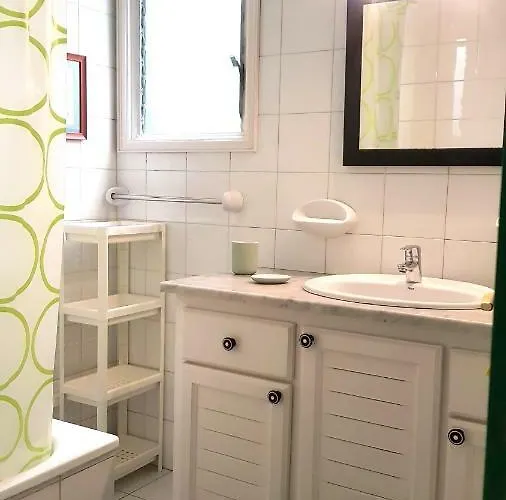 Salitre-1ª Linea De Mar 度假居 法马拉