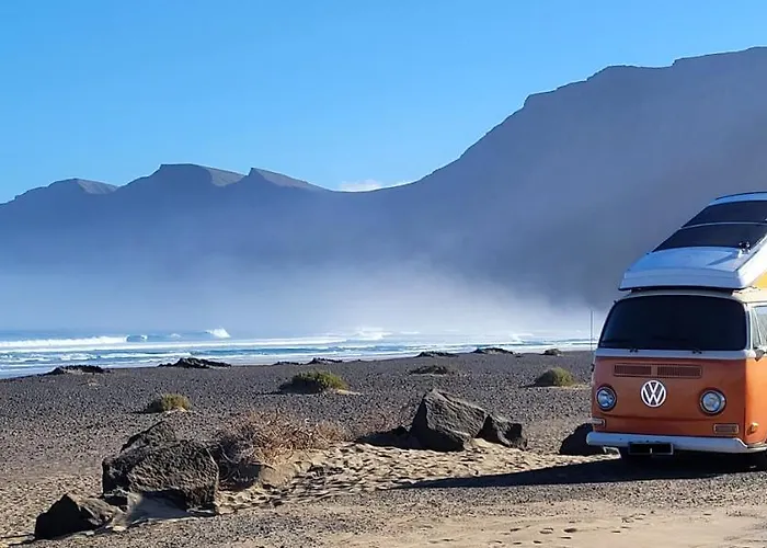 Salitre-1ª Linea De Mar Famara